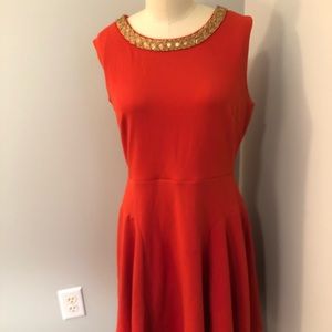 Sandra Darren Knee Length Dress
